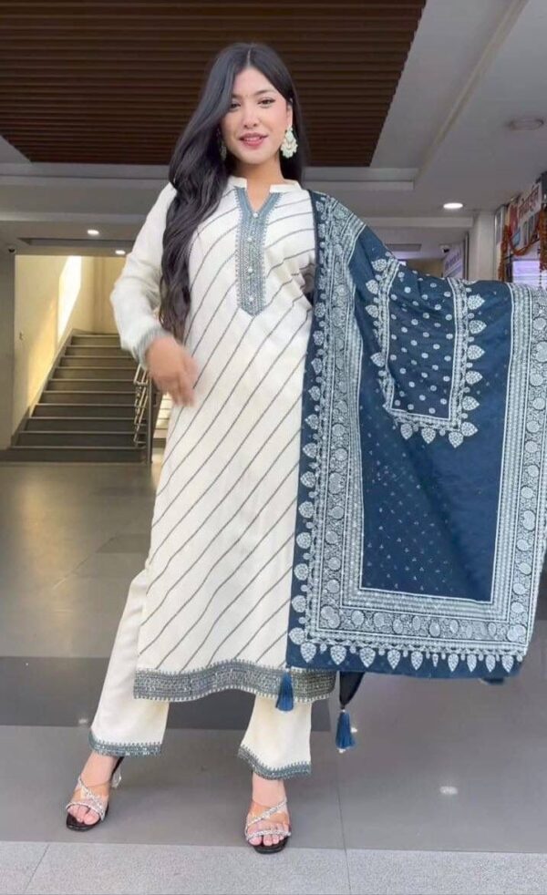 Muslin Peach color Kurti Set