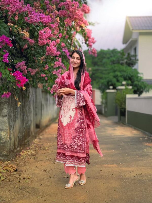Elegant Pakistani Pink Printed Cotton Suit Set with Dupatta