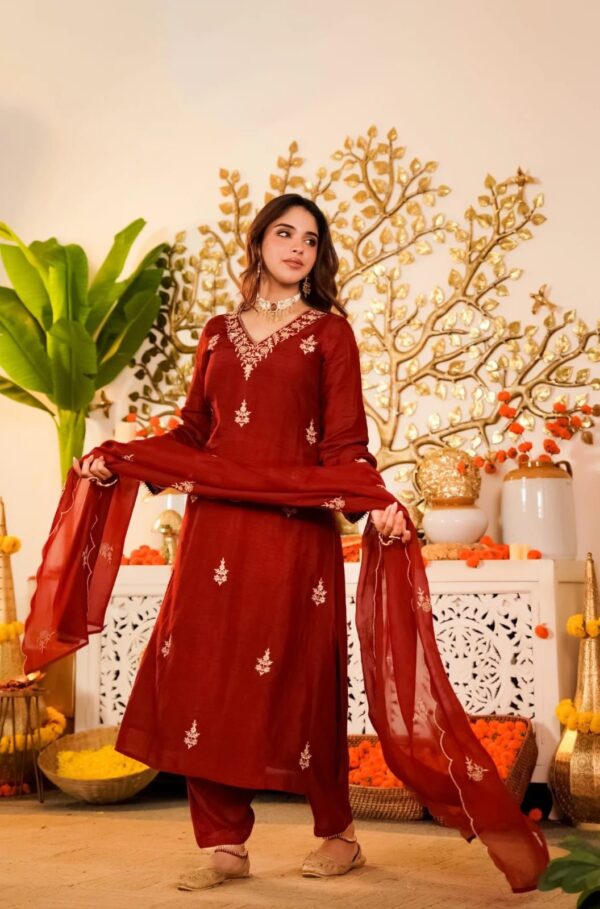 Viscose Chanderi Kurta Set with Organza Dupatta for women festive wear