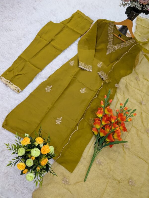 Viscose Chanderi Kurta Set with Organza Dupatta for women festive wear